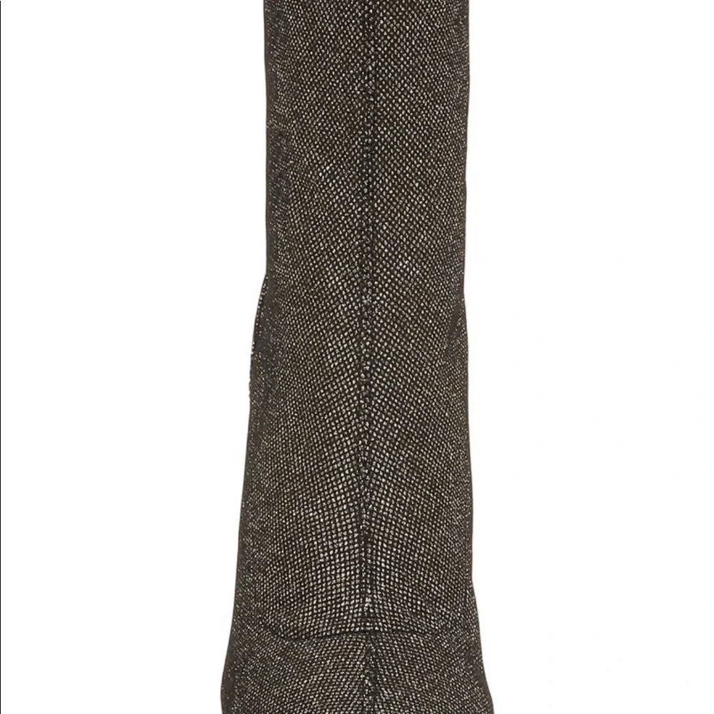 Jewel Badgley Miska - Picture 4 of 7